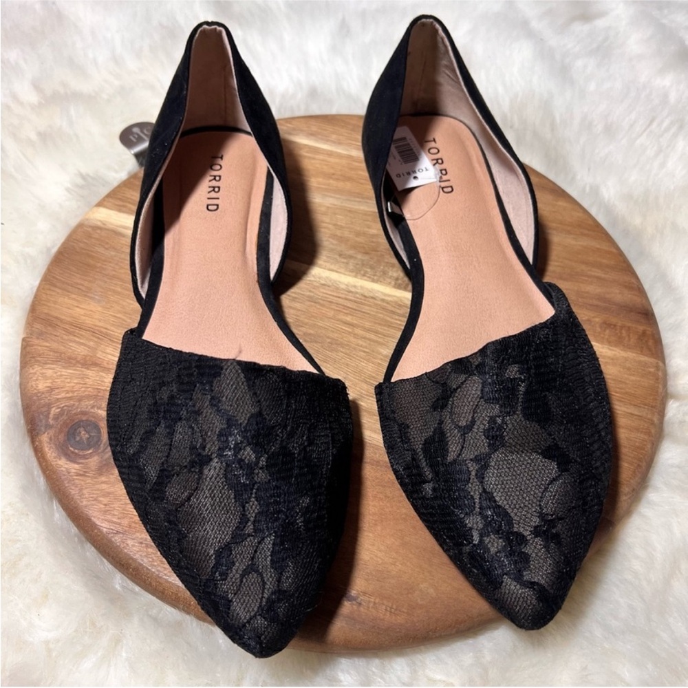 Torrid Black Lace Pointy Flats Size 8.5 Wide Width NWT